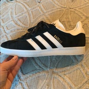 Retro Adidas Gazelle lace up sneaker in black
